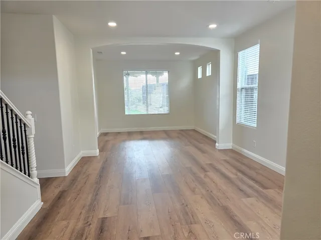 $4,100 | 32991 Adelante Street, Temecula, CA 92592