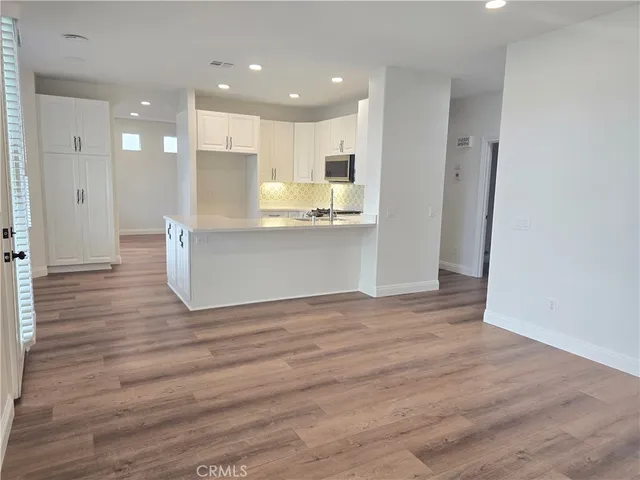 $4,100 | 32991 Adelante Street, Temecula, CA 92592