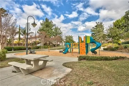 $4,100 | 32991 Adelante Street, Temecula, CA 92592