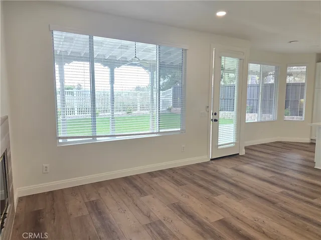 $4,100 | 32991 Adelante Street, Temecula, CA 92592