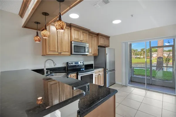 $219,900 | 100 Reserve Circle, Unit 104, Oviedo, FL 32765