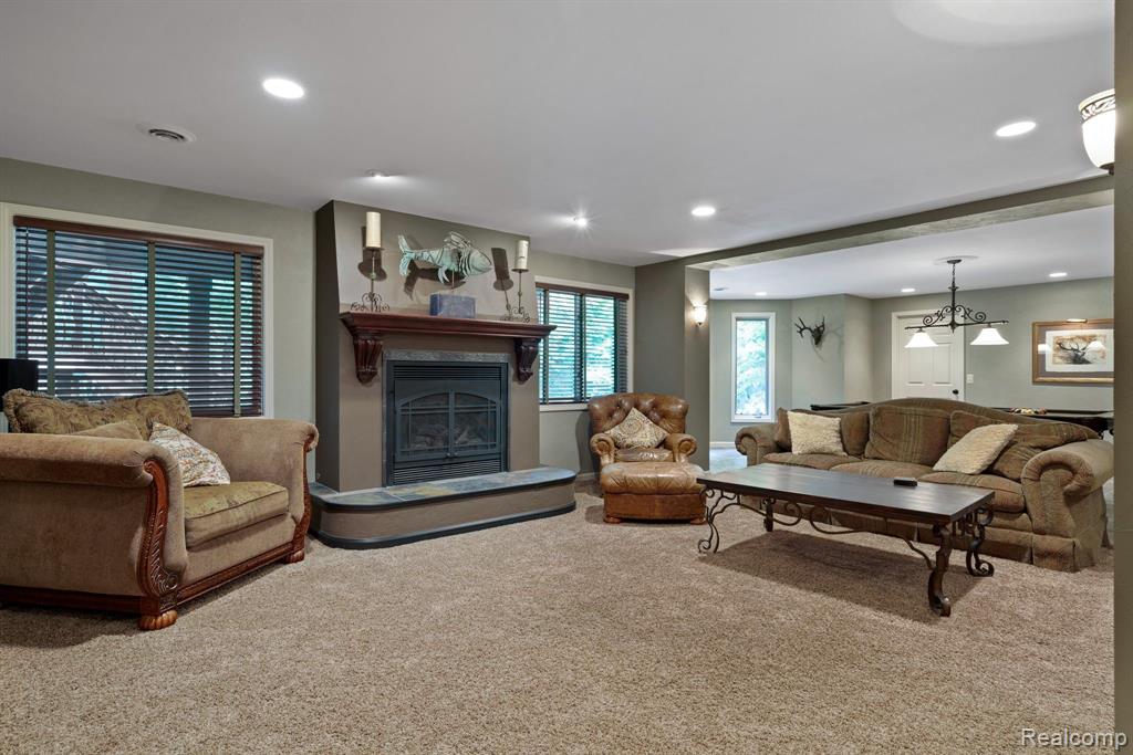 1870 Blue Grass Drive Rochester Hills, MI 48306 - Photo 36 of 58