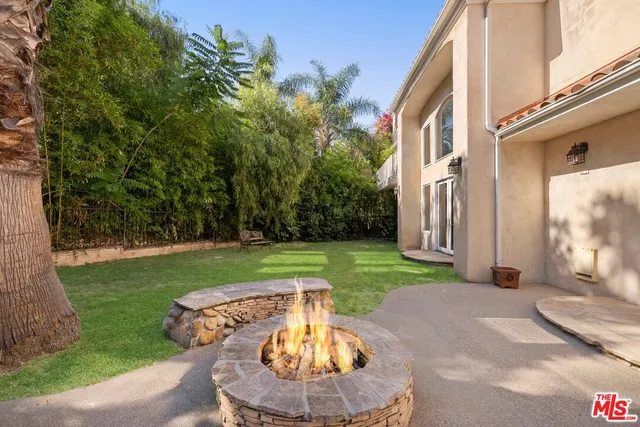 $2,880,000 | 4755 Vanalden Avenue, Tarzana, CA 91356