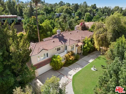$2,699,000 | 4755 Vanalden Avenue, Tarzana, CA 91356