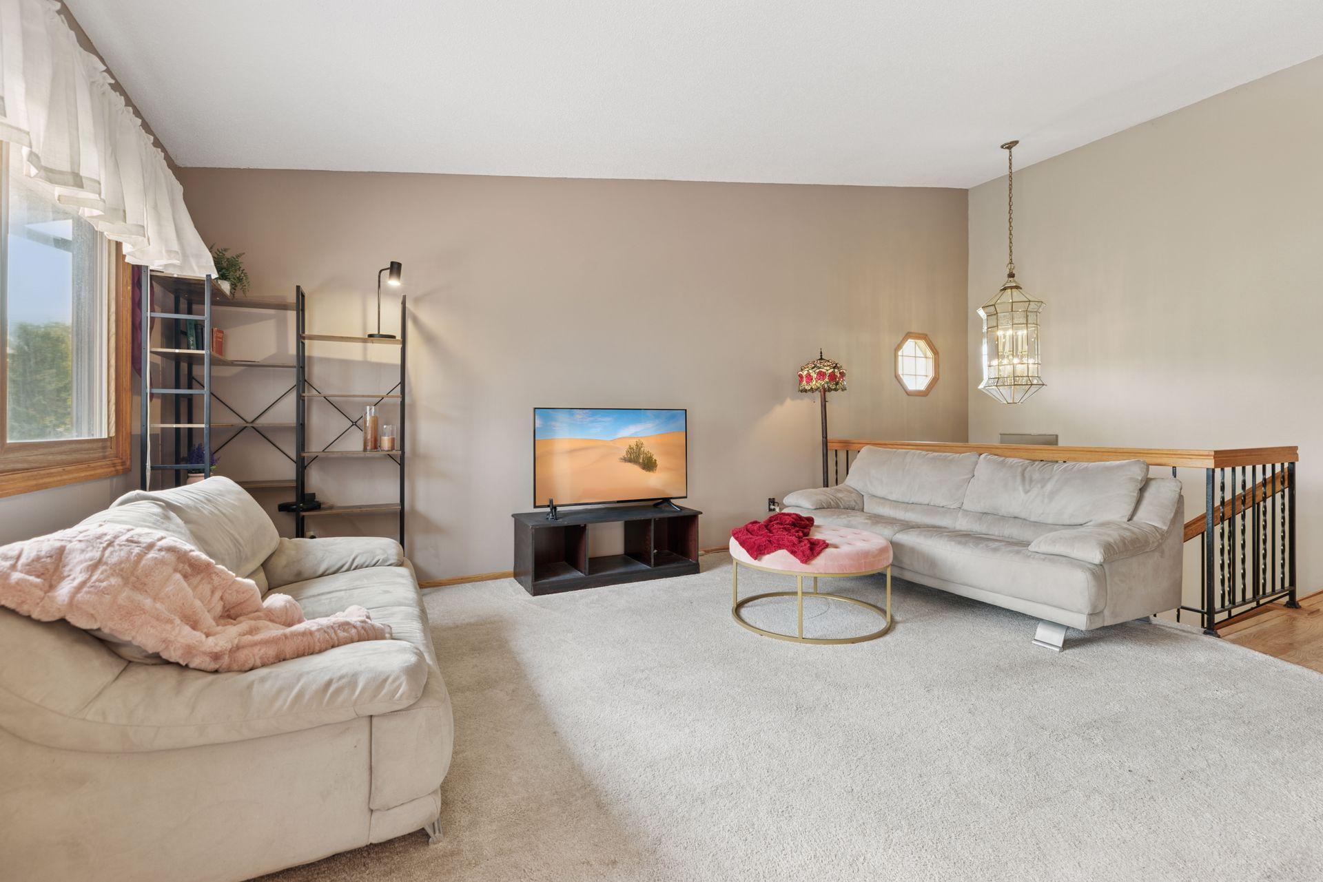 6840 Thames Road Woodbury, MN 55125 - Photo 8 of 50