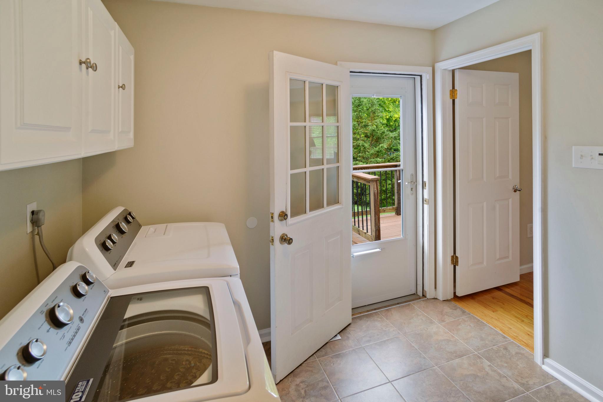 2026 Spring Valley Road Lansdale, PA 19446 - Photo 19 of 36 Main floor laundry room