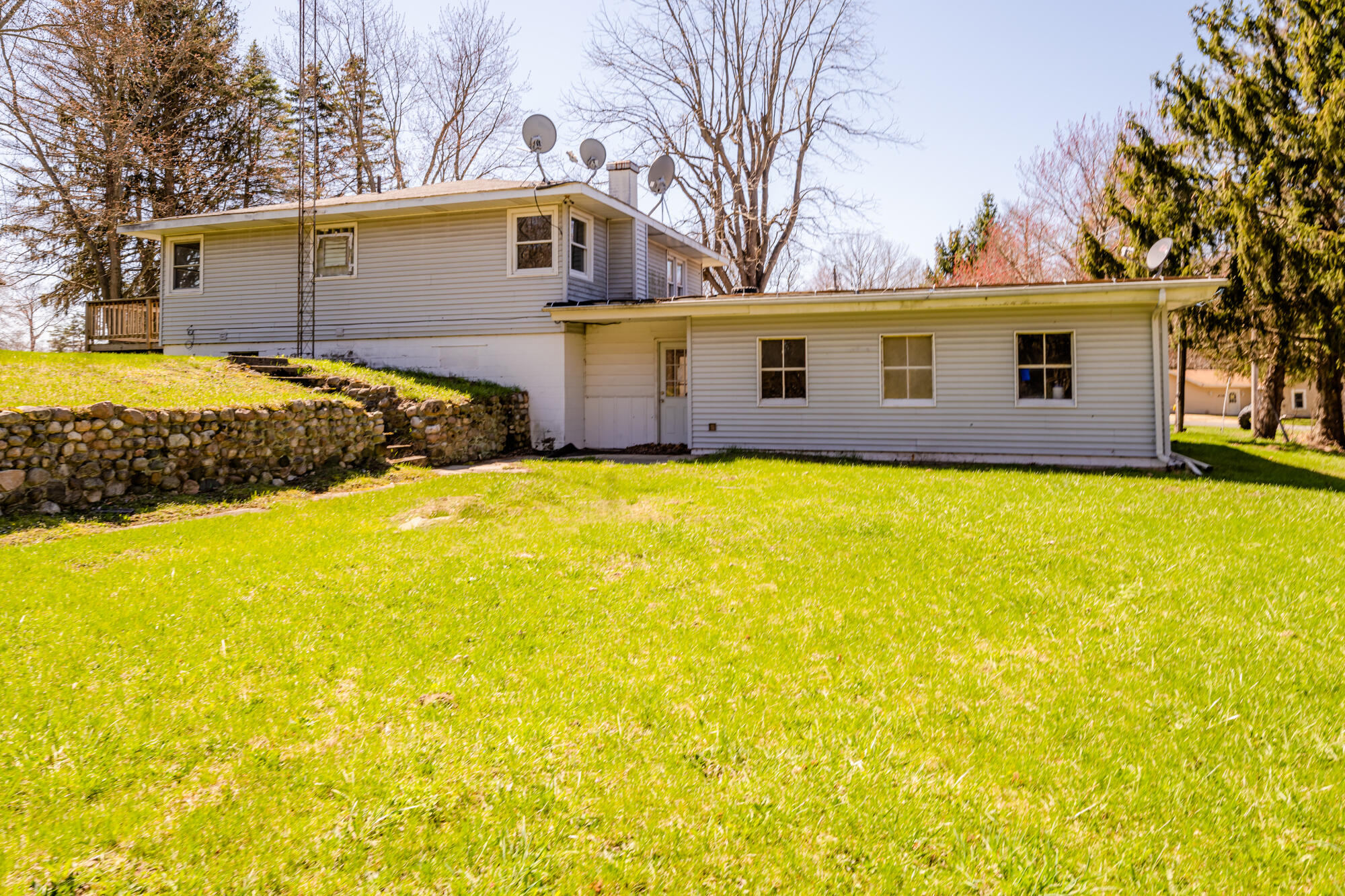 6171 Defield Road Coloma, MI 49038 - Photo 5 of 16 Defield-105