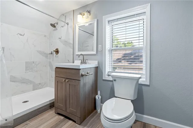 $380,000 | 2803 Harrison Street, Kansas City, MO 64109