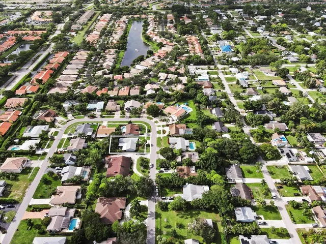 $5,200 | 5136 Beechwood Road, Delray Beach, FL 33484