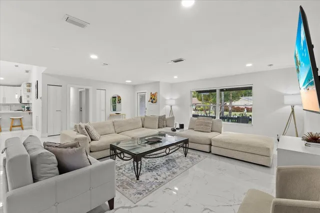 $5,200 | 5136 Beechwood Road, Delray Beach, FL 33484