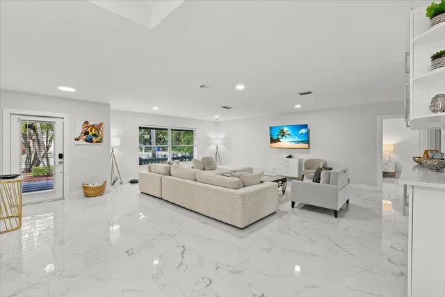 $5,200 | 5136 Beechwood Road, Delray Beach, FL 33484