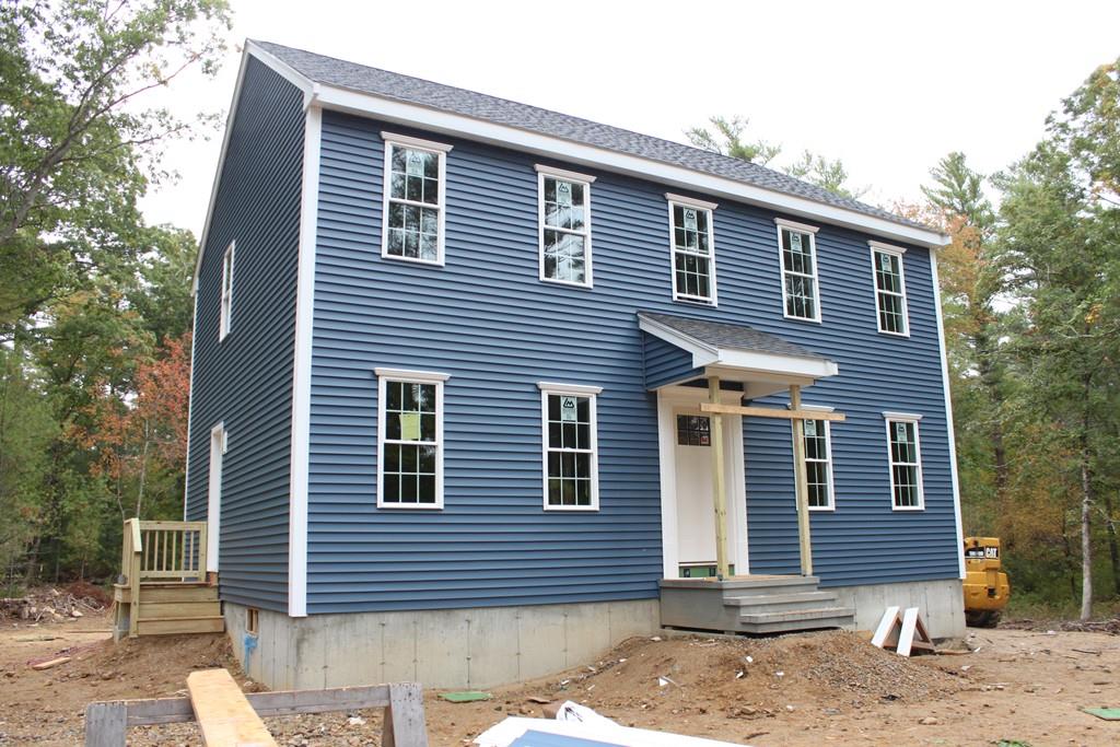42 East Howland Road Freetown, MA 02717 - Photo 2 of 7 Gallery Image 2