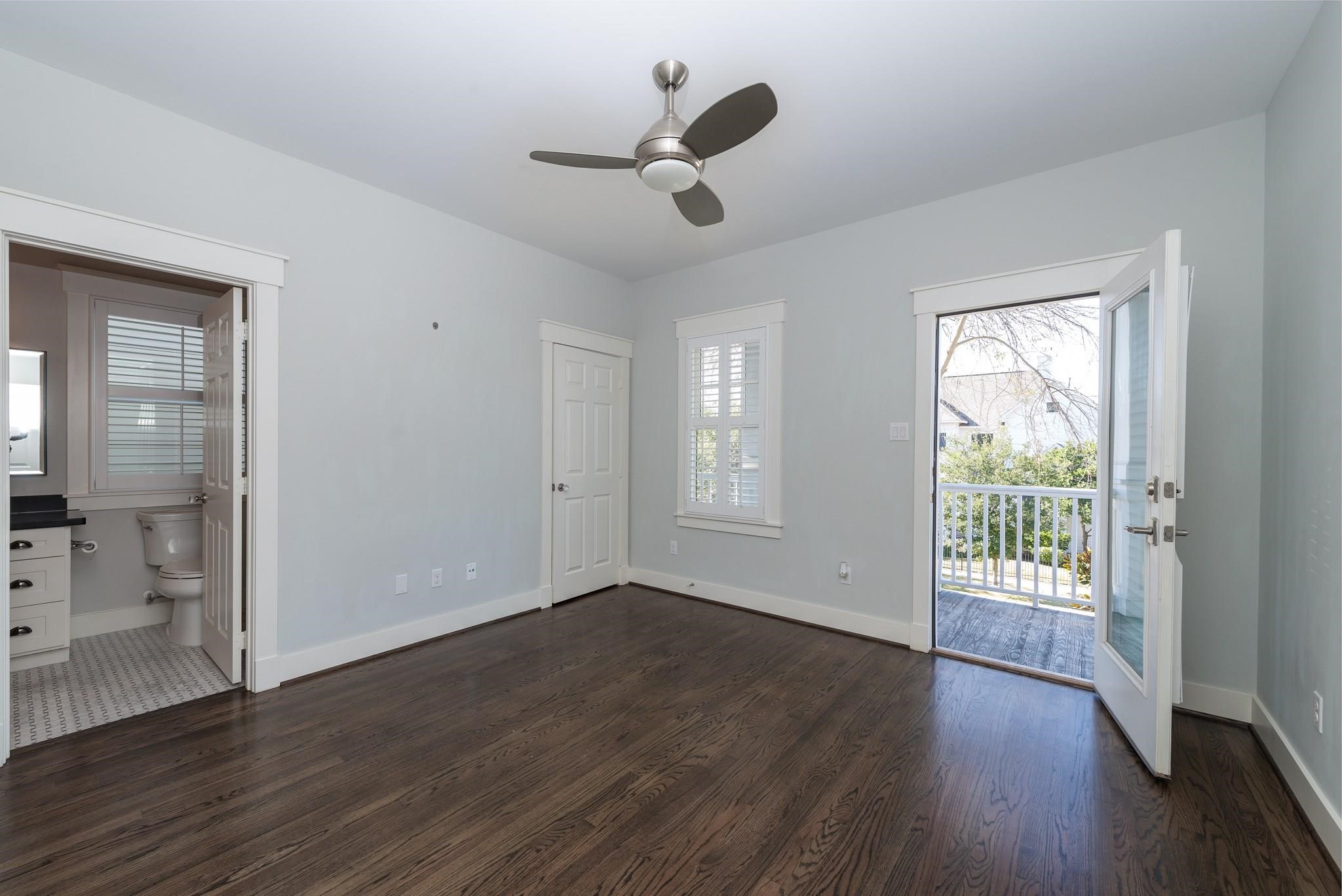 734 Allston Street, Unit B Houston, TX 77007 - Photo 19 of 28 This secondary opens to the balcony where you can sit and enjoy the sunset.