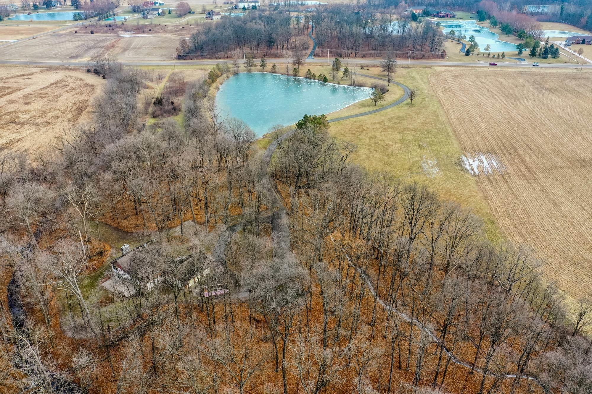 16817 Tonkel Road Leo, IN 46765 - Photo 9 of 36