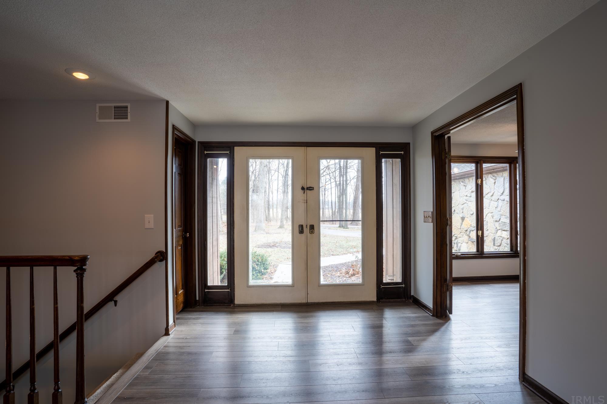 16817 Tonkel Road Leo, IN 46765 - Photo 10 of 36