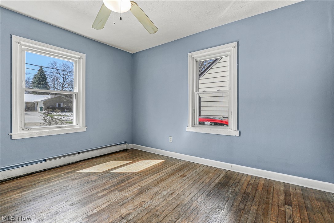 4929 Geraldine Avenue Cleveland, OH 44143 - Photo 14 of 34
