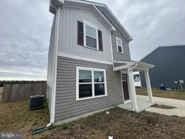 a view of backyard of house