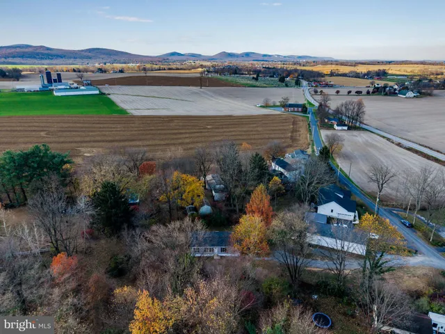 $399,900 | 1323 Church Street, Boiling Springs, PA 17007