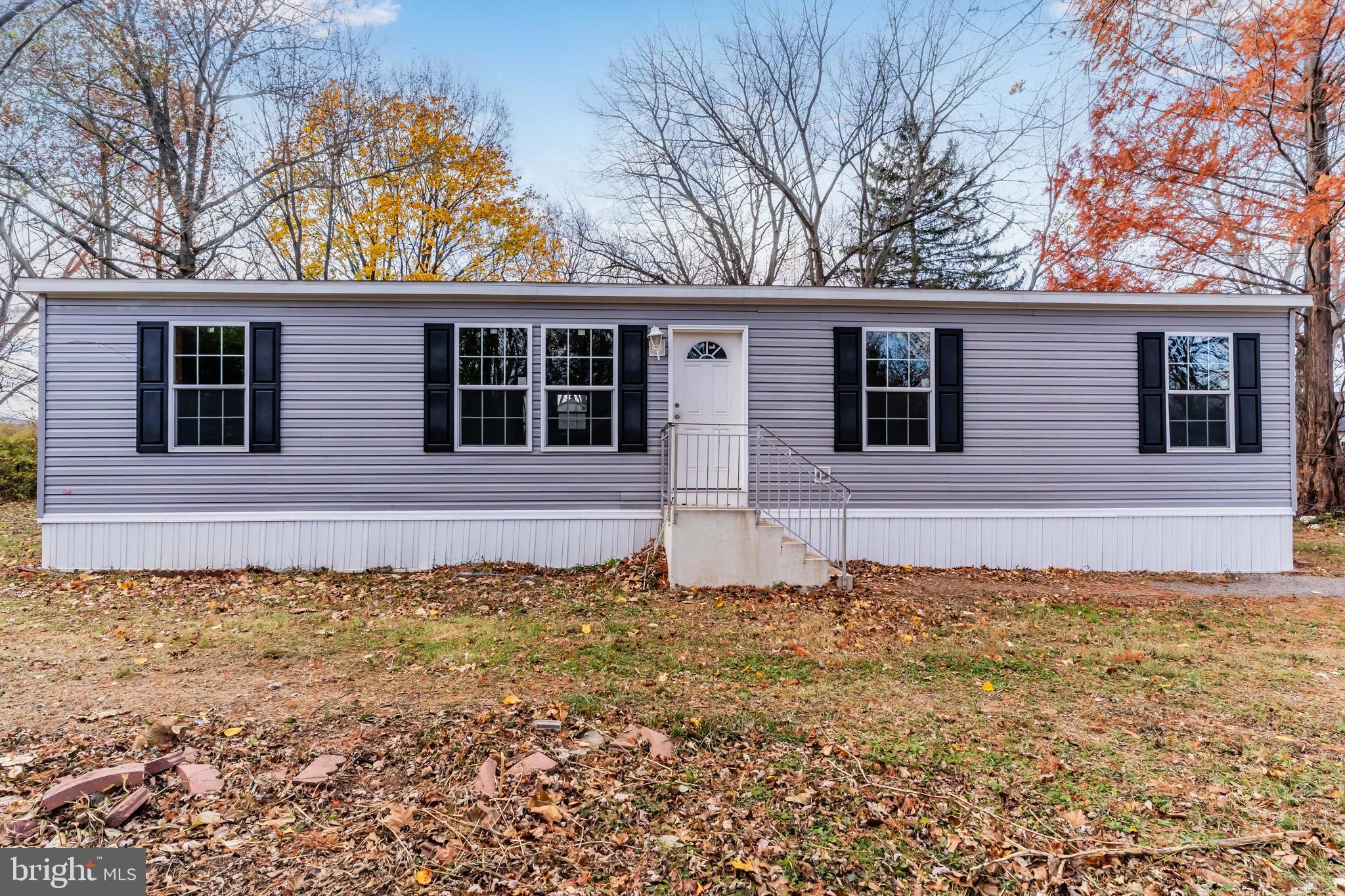 1323 Church Street Boiling Springs, PA 17007 - Photo 5 of 45