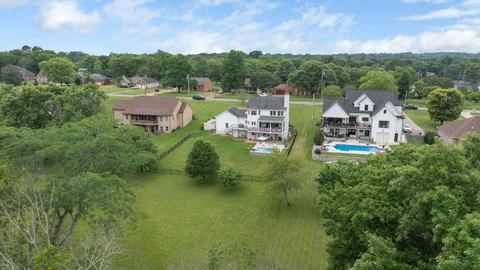 $1,199,000 | 1915 Pointe Barton Drive, Lebanon, TN 37087