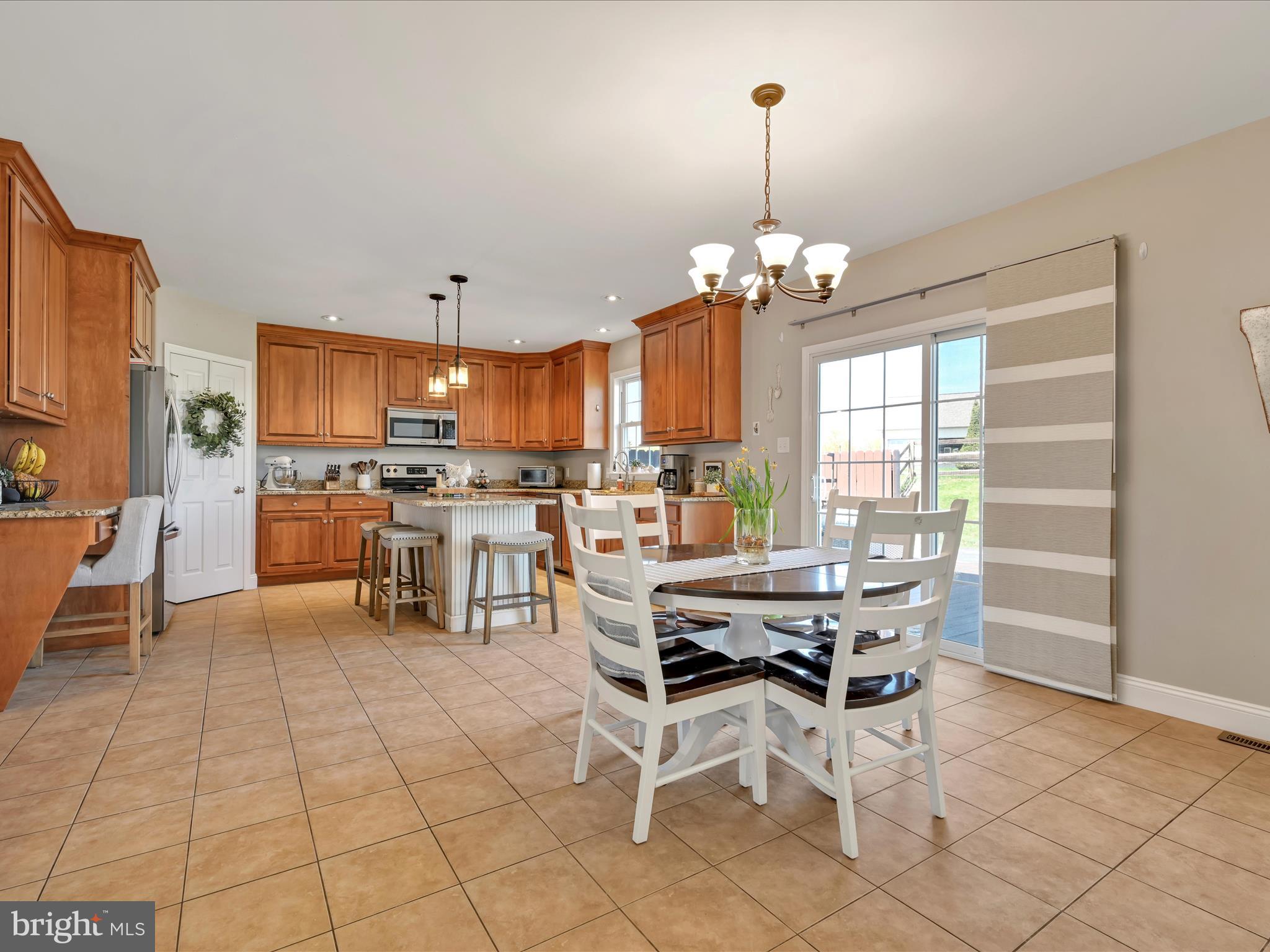 129 Robby Drive Leesport, PA 19533 - Photo 14 of 54 Kitchen