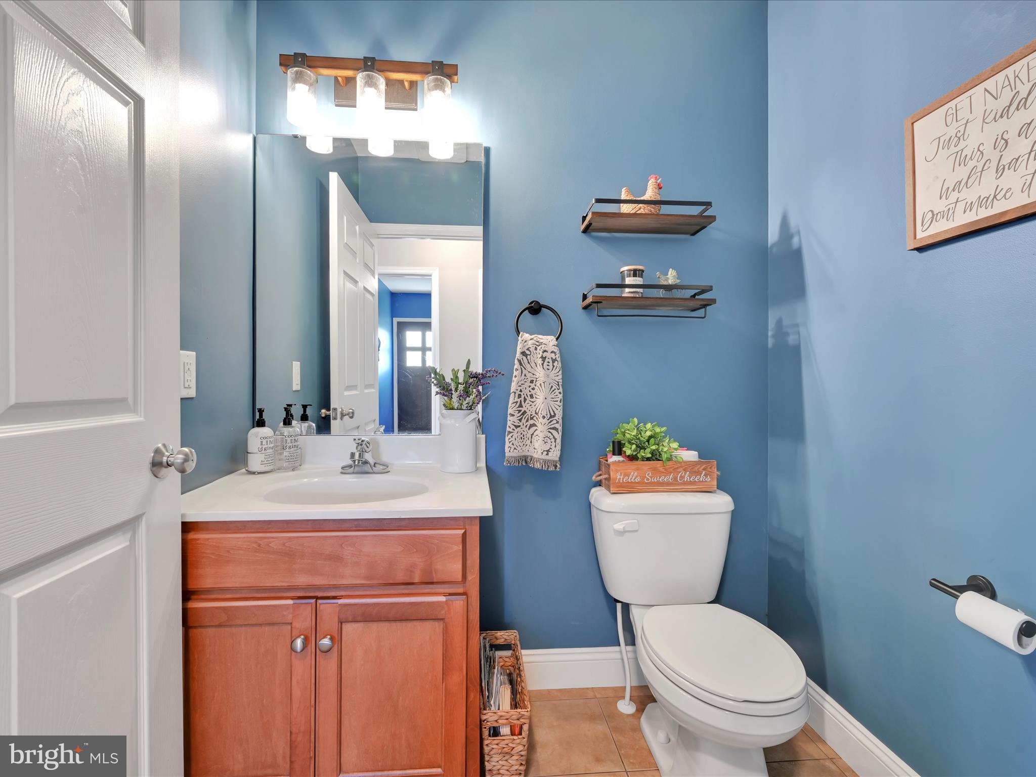 129 Robby Drive Leesport, PA 19533 - Photo 16 of 54 Powder Room