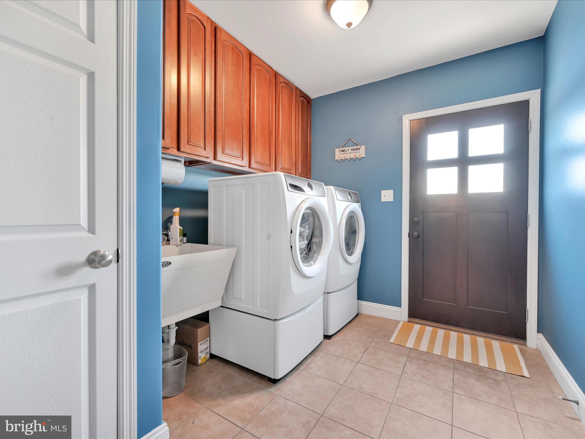 129 Robby Drive Leesport, PA 19533 - Photo 17 of 54 Laundry