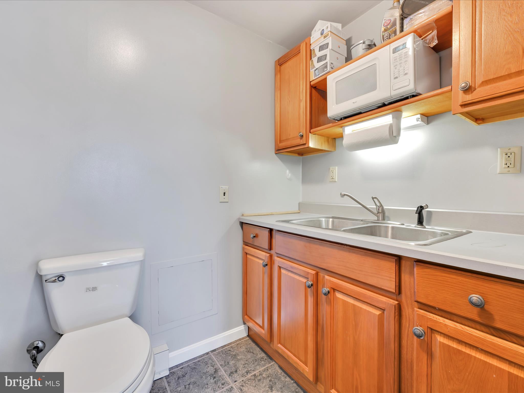 129 Robby Drive Leesport, PA 19533 - Photo 46 of 54 Bathroom