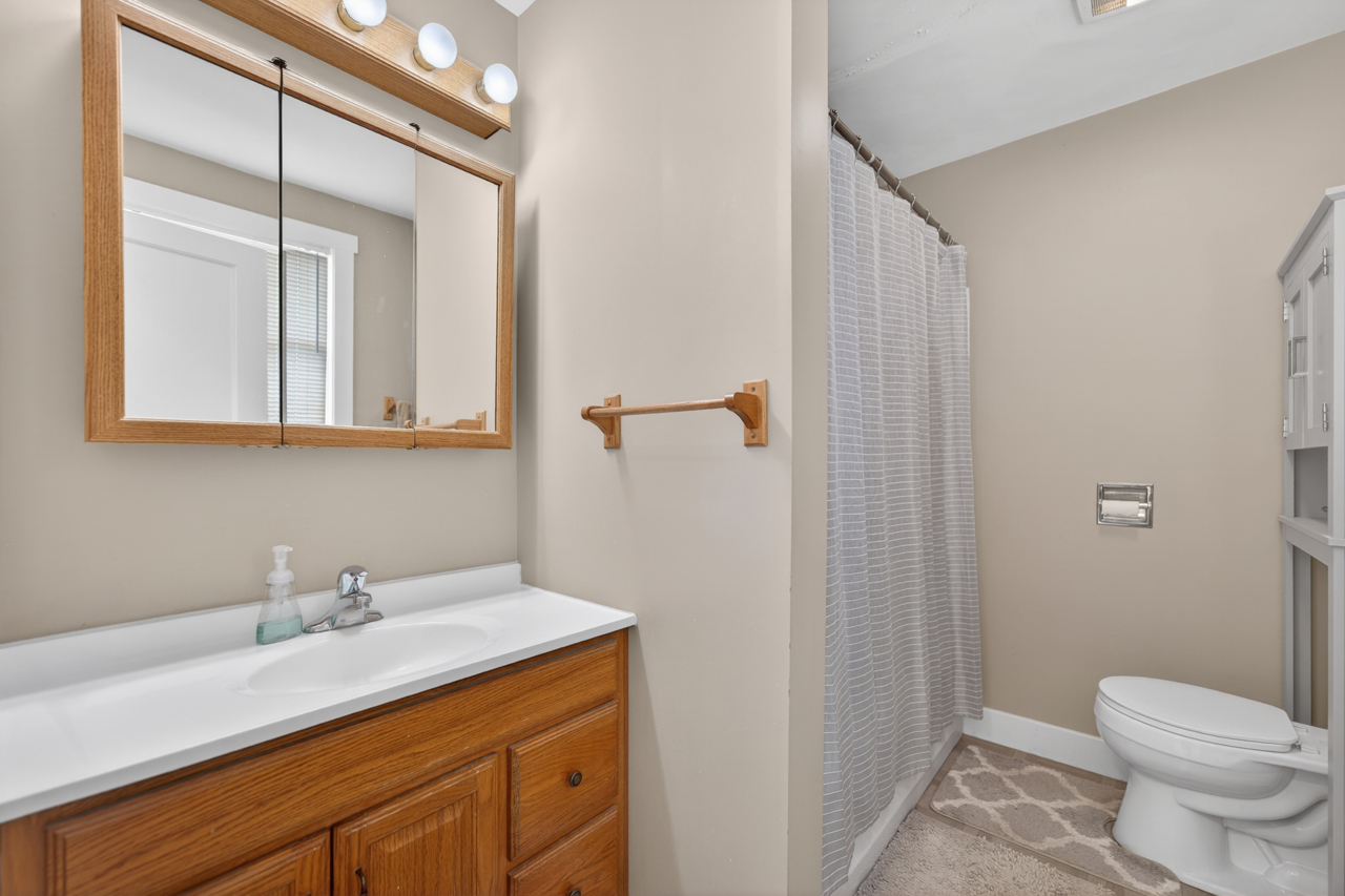 21137 Fenstermaker Road Sycamore, IL 60178 - Photo 15 of 31