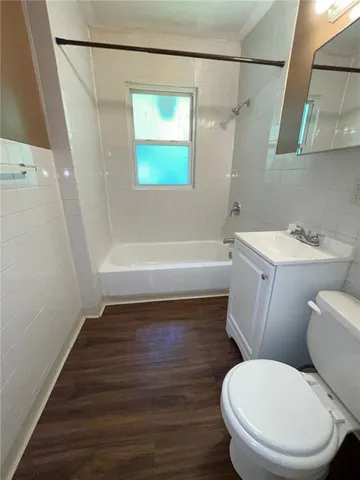 $250,000 | 5341 The Paseo, Kansas City, MO 64110