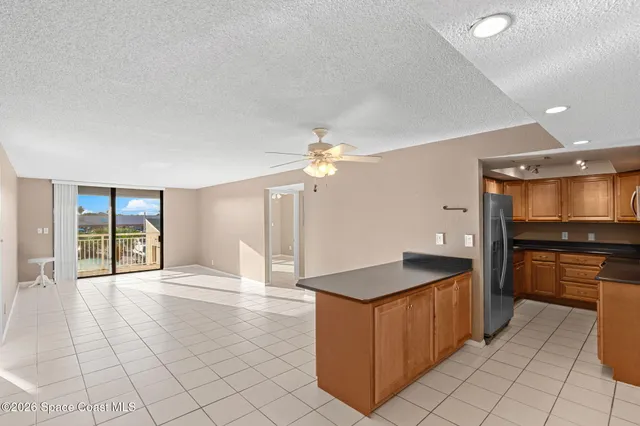 $350,000 | 877 N Highway, Unit 208, Indialantic, FL 32903