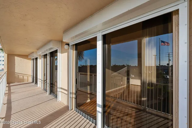 $350,000 | 877 N Highway, Unit 208, Indialantic, FL 32903