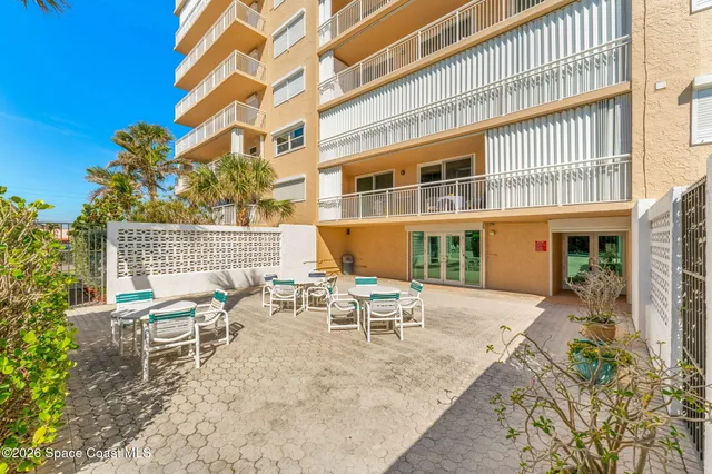 $350,000 | 877 N Highway, Unit 208, Indialantic, FL 32903