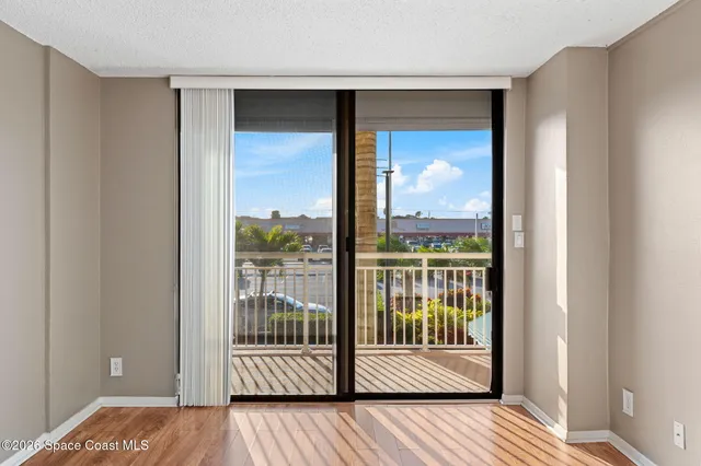 $350,000 | 877 N Highway, Unit 208, Indialantic, FL 32903