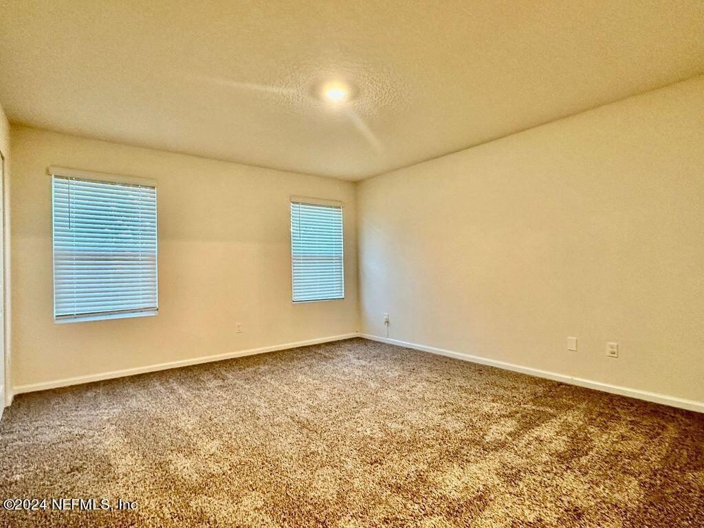 875 Capitol Parkway Jacksonville, FL 32218 - Photo 13 of 20 a view of an empty room