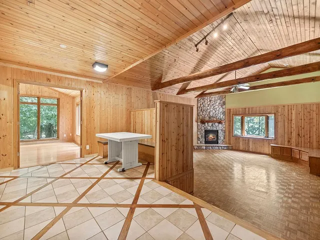 $775,000 | 20980 Parkfield Avenue, Jordan, MN 55352