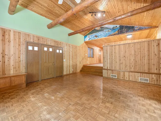 $775,000 | 20980 Parkfield Avenue, Jordan, MN 55352