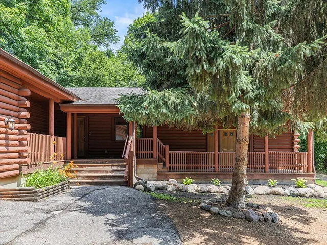 $775,000 | 20980 Parkfield Avenue, Jordan, MN 55352