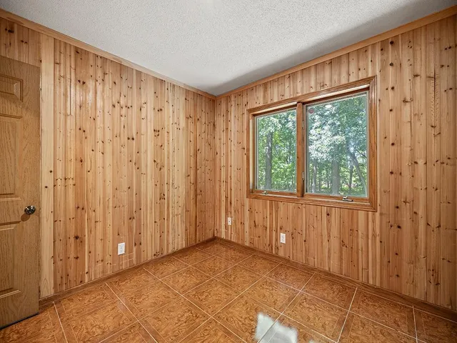 $775,000 | 20980 Parkfield Avenue, Jordan, MN 55352