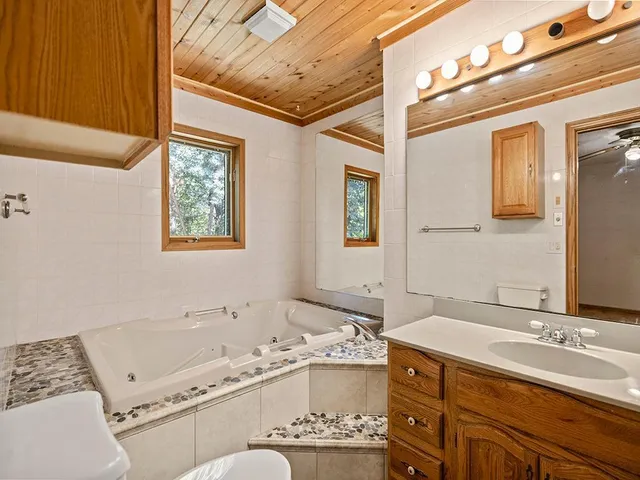 $775,000 | 20980 Parkfield Avenue, Jordan, MN 55352