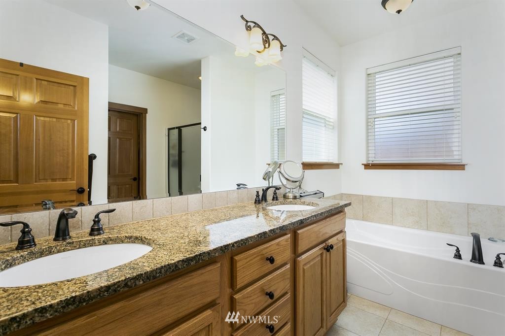 994 Chestnut Loop Mount Vernon, WA 98274 - Photo 14 of 23 Gallery Image 14