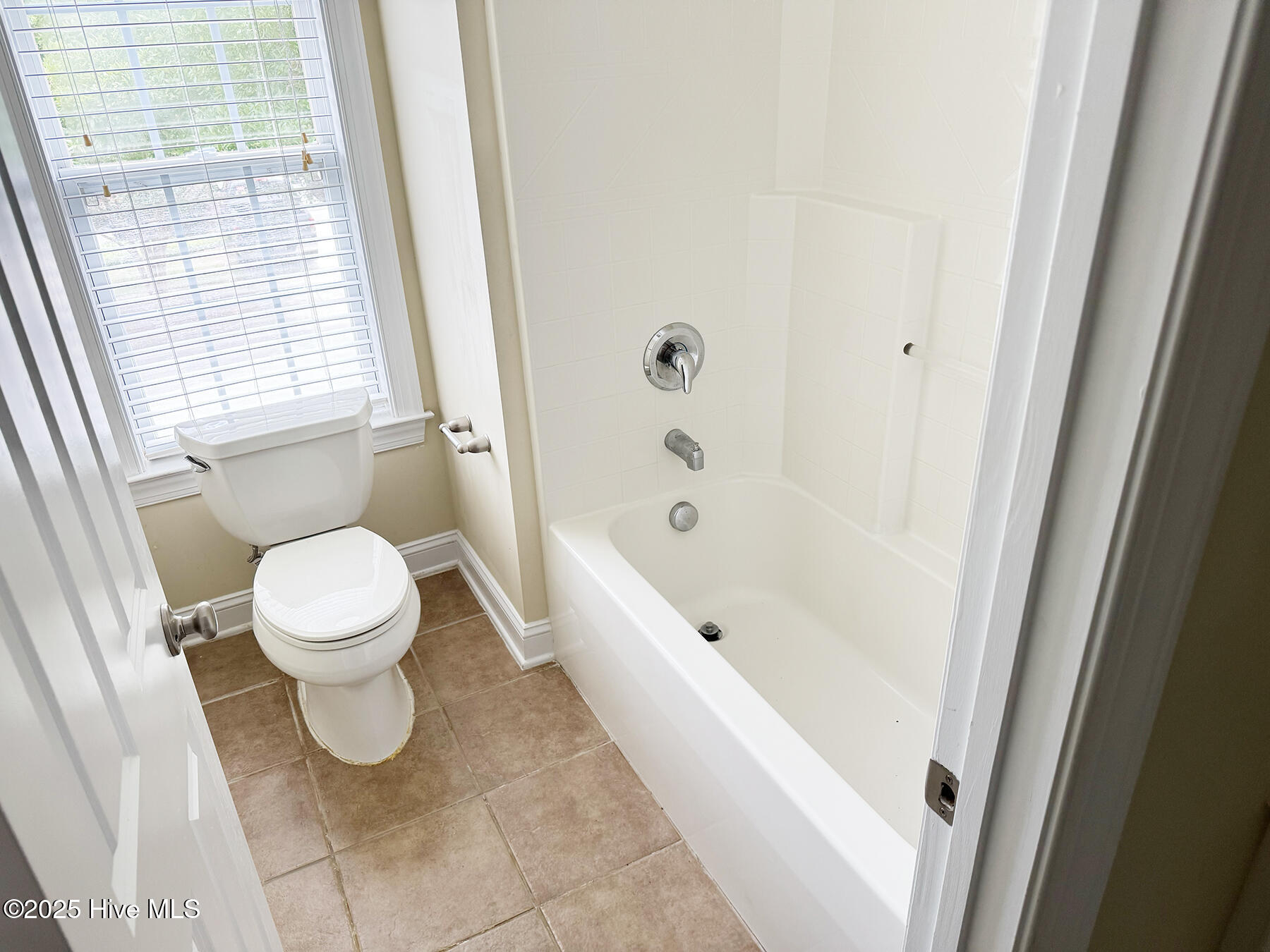 4820 Whitner Drive Wilmington, NC 28409 - Photo 12 of 12 4820whitnerdrive12_lg