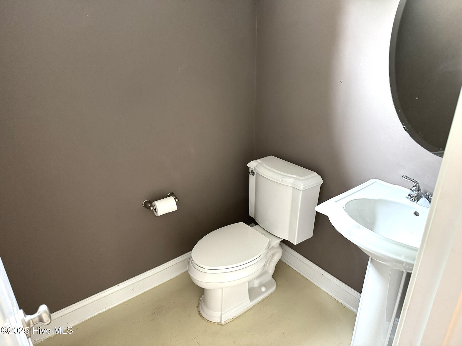 4820 Whitner Drive Wilmington, NC 28409 - Photo 6 of 12 4820whitnerdrive6_lg