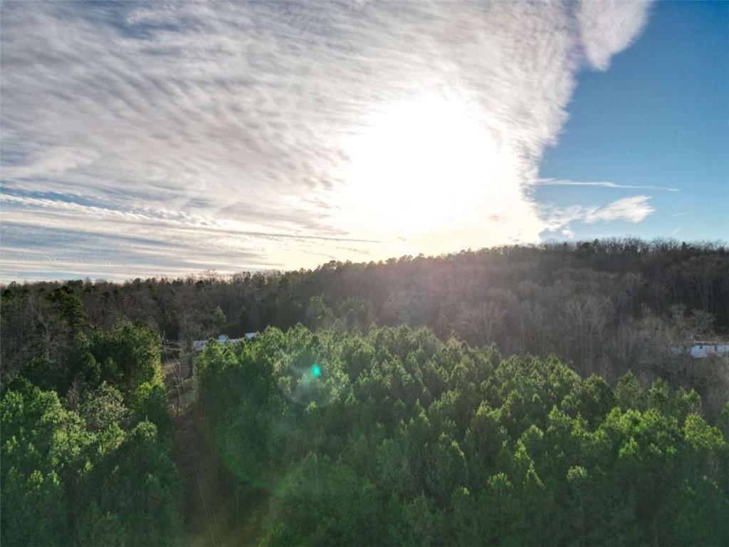 750 Flowery Branch Road Kingston, GA 30145 - Photo 3 of 6 a view of a city and mountains