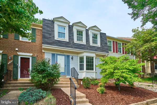 $684,900 | 2788 Knollside Lane, Vienna, VA 22180