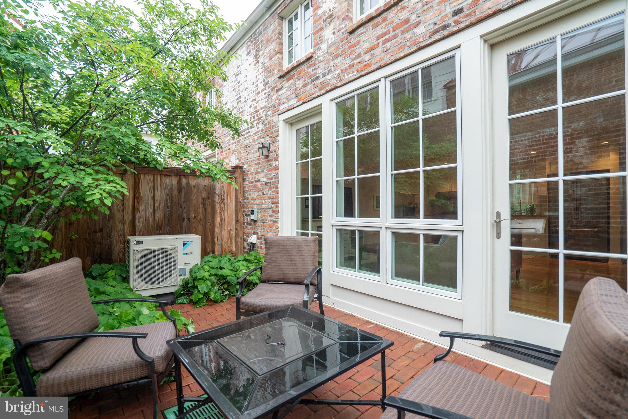 631 D Street Southeast Washington, DC 20003 - Photo 27 of 30