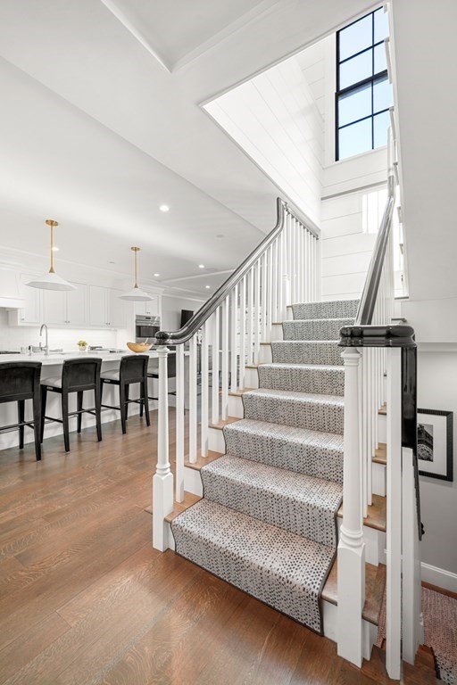 75 Beacon Street, Unit 2 Boston, MA 02108 - Photo 13 of 37 a view of entryway and hall