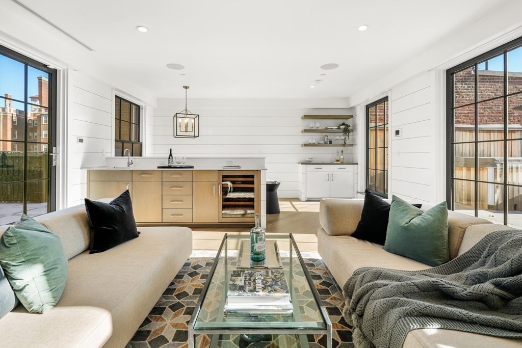 75 Beacon Street, Unit 2 Boston, MA 02108 - Photo 21 of 37