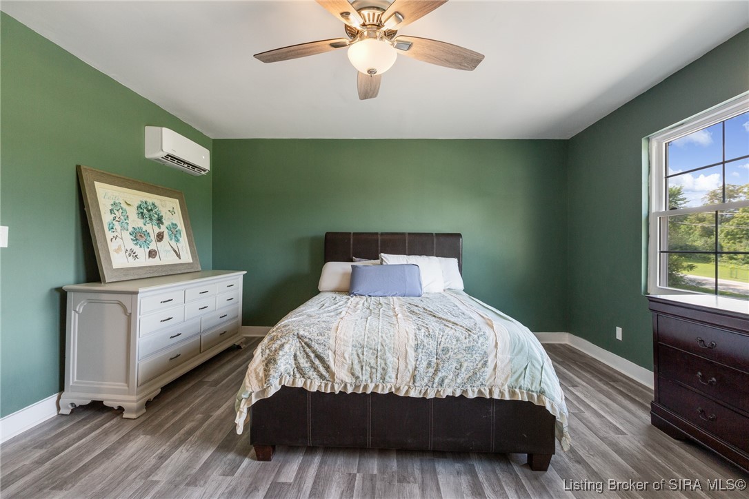 6121 Highway 62 Georgetown, IN 47122 - Photo 13 of 43