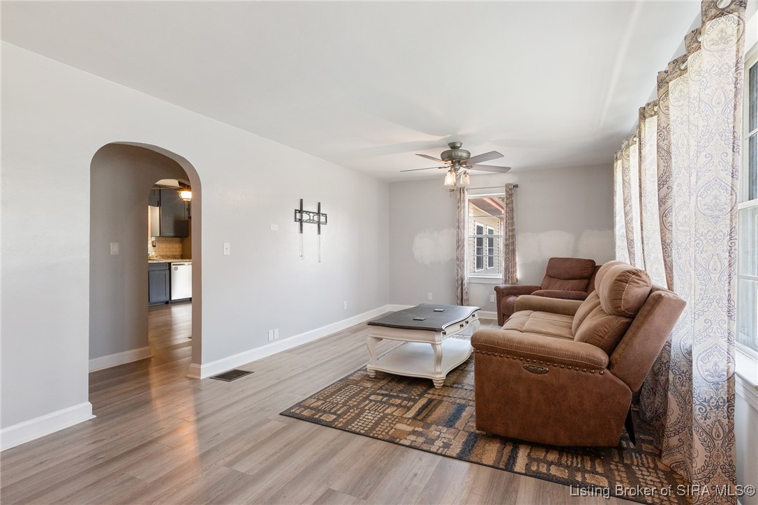 6121 Highway 62 Georgetown, IN 47122 - Photo 3 of 43